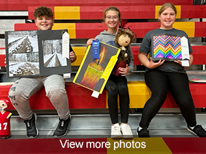 View more photos of our 2023 MAC Art Show winners